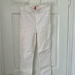 SPANX White Skinny Jeans with Classic Styling